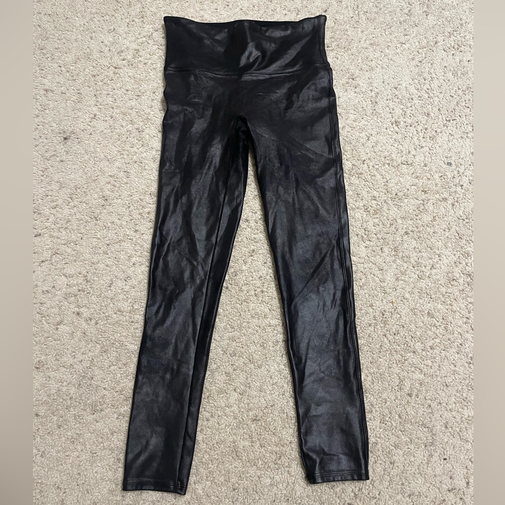 Black Shiny Leggings
